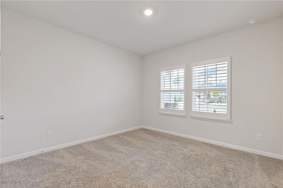 Spacious, unfurnished interior of a new home in , Braselton (Image 28).