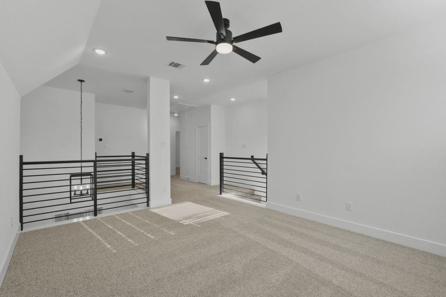 Representative unfurnished interior of a home built from the Rivercrest by Chesmar Homes in Fulshear Lakes, Fulshear (Image 29).
