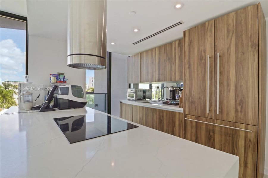 Image 47 of a home in Alana Bay Harbor Islands.