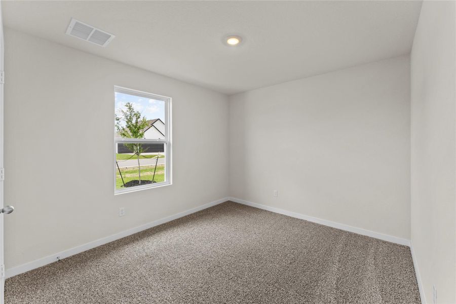 Spacious, unfurnished interior of a new home in Hartland Ranch, Lockhart (Image 27).
