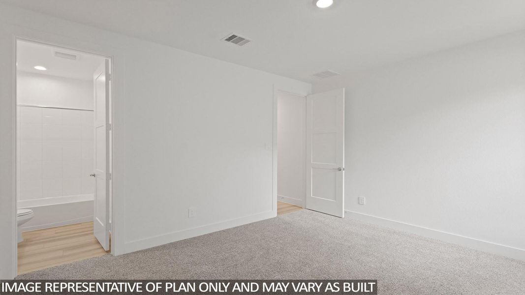 Spacious, unfurnished interior of a new home in Hills of Westlake, Conroe (Image 12).
