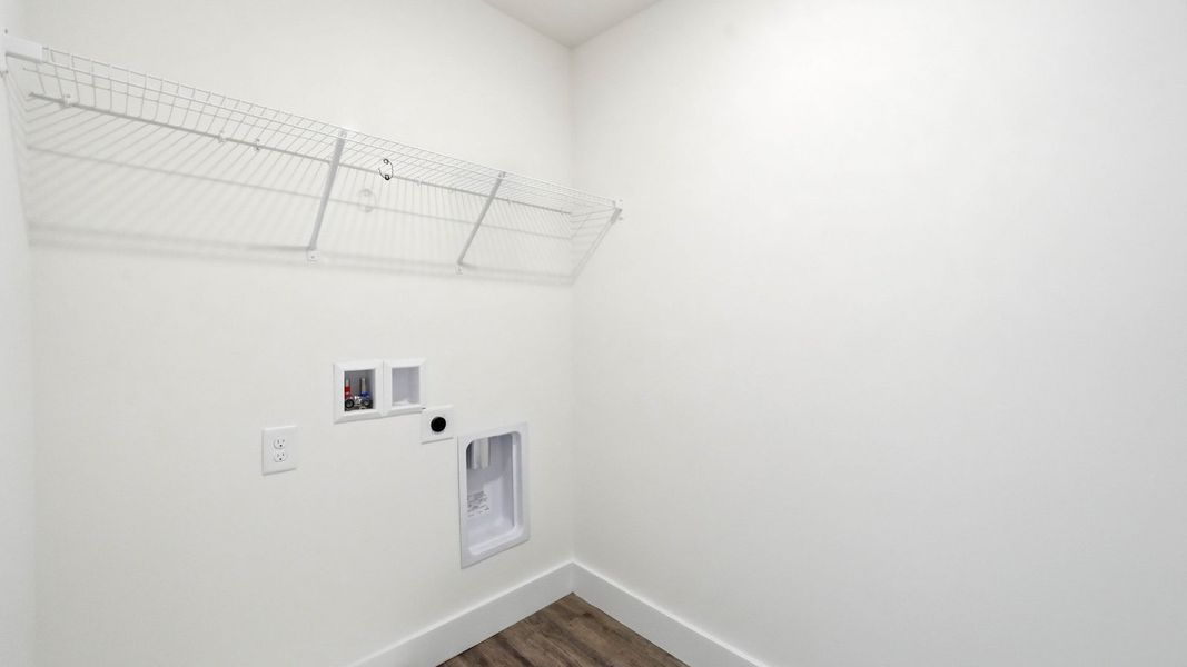 Spacious, unfurnished interior of a new home in Fieldcrest Acres, Blountville (Image 27).