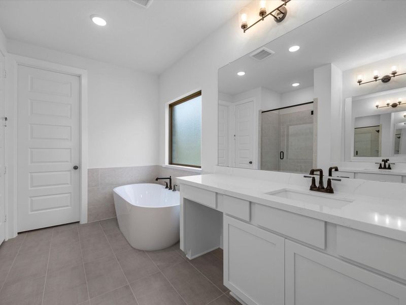 Furnished interior view inside a new home in Candela – 40', Richmond (Image 9). Furnished interior view inside a new home in Candela – 40', Richmond (Image 9).