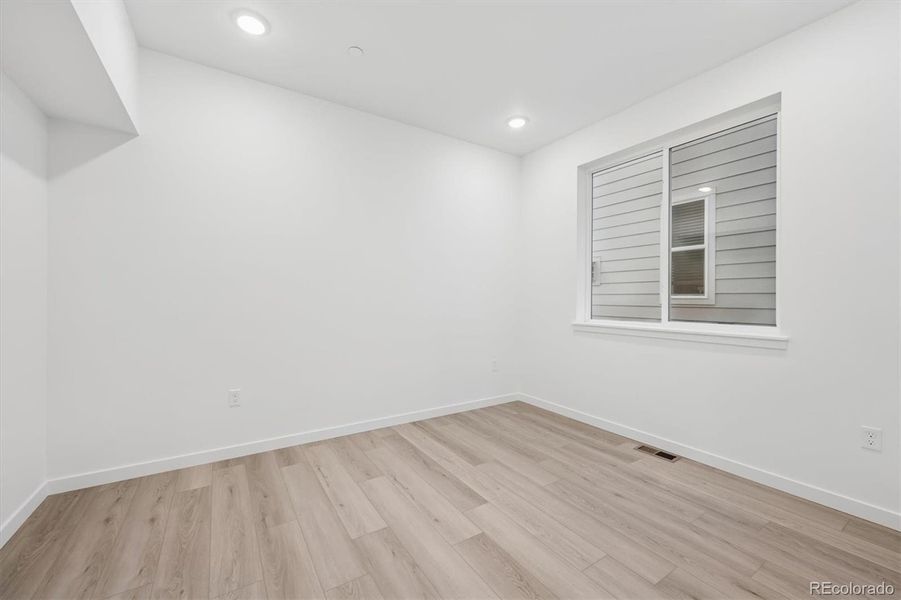 Spacious, unfurnished interior of a new home in Crossway at Second Creek, Commerce City (Image 16).