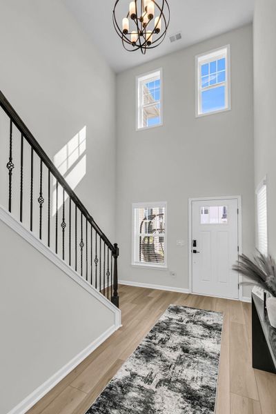 Spacious, unfurnished interior of a new home in , Summerville (Image 23).
