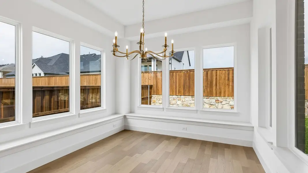 Representative unfurnished interior of a home built from the Colton by Southgate Homes in The Reserve at Watters, Allen (Image 27).