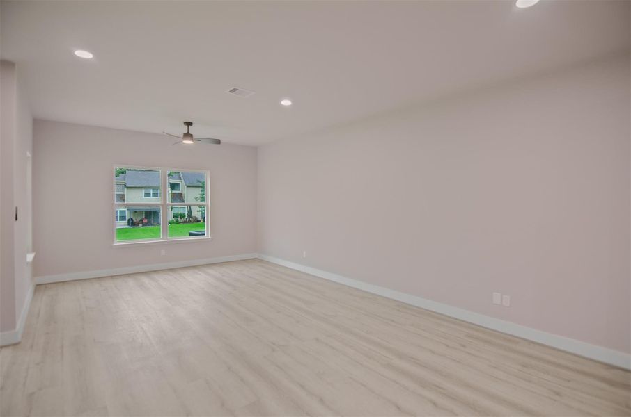 Spacious, unfurnished interior of a new home in , Montgomery (Image 17).