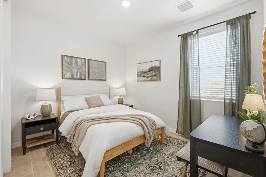 Representative furnished interior of a home built from the Valencia by Hakes Brothers in Verdancia, El Paso (Image 26).