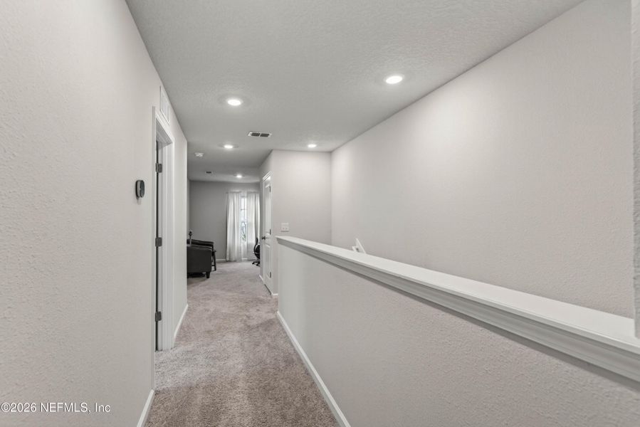 Spacious, unfurnished interior of a new home in , Jacksonville (Image 26).