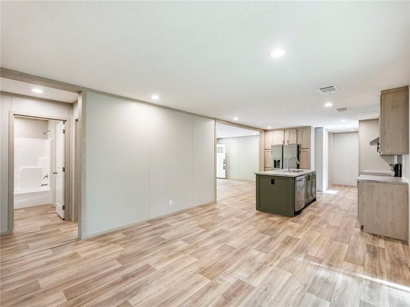 Spacious, unfurnished interior of a new home in , Braselton (Image 31). Spacious, unfurnished interior of a new home in , Braselton (Image 31).