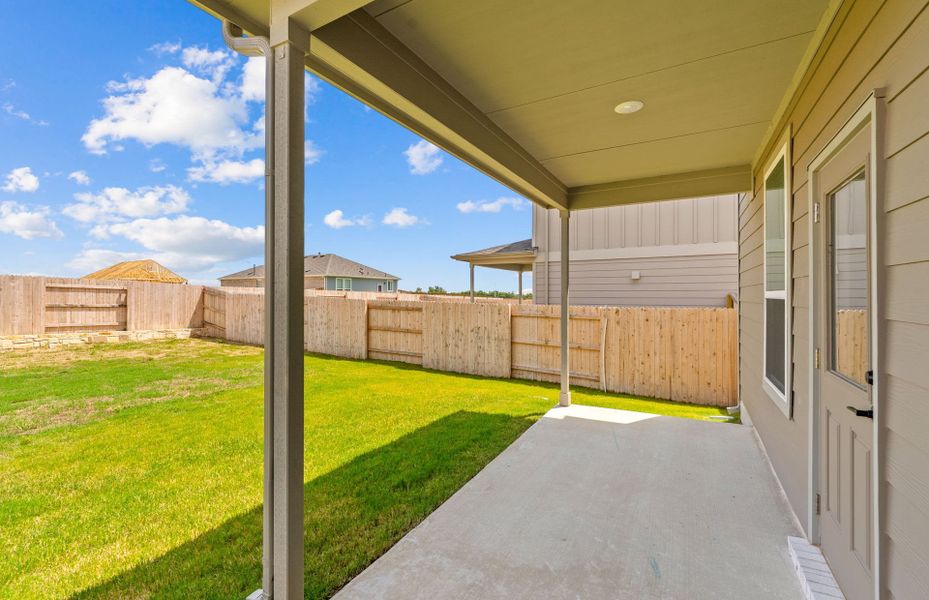 Exterior details and patio area of a home in Patterson Ranch, Georgetown (Image 19).