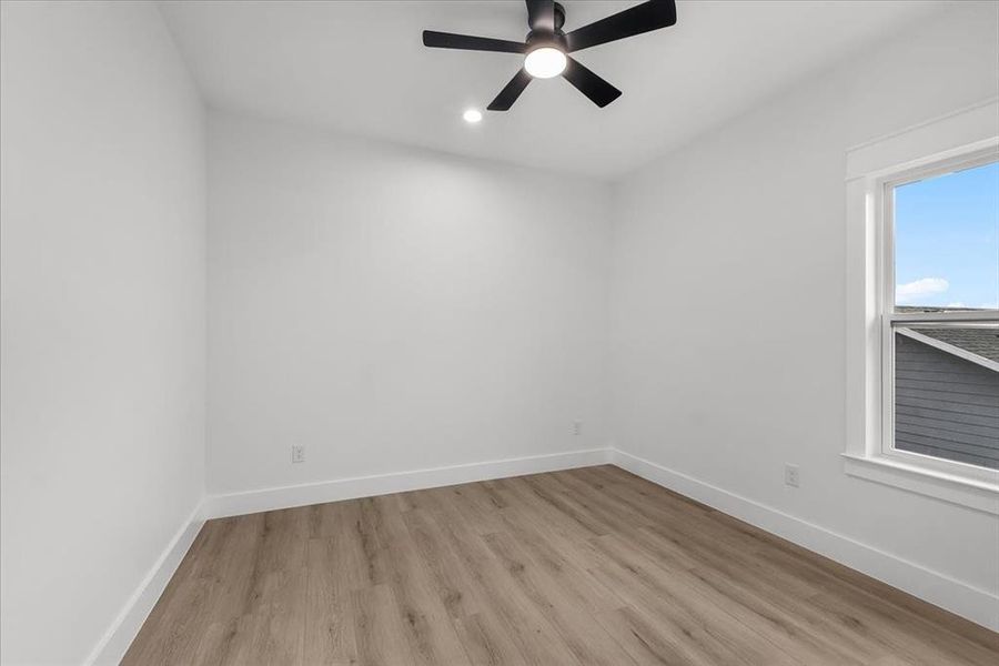 Spacious, unfurnished interior of a new home in , Fort Worth (Image 23).