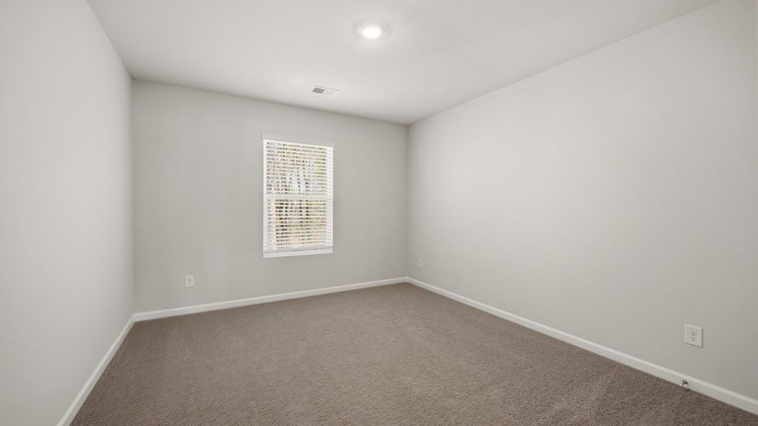 Spacious, unfurnished interior of a new home in Oakchase at Hampton, Hampton (Image 21).