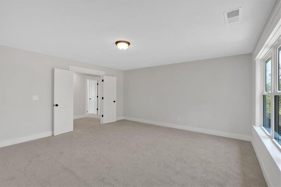 Spacious, unfurnished interior of a new home in Springside Reserve, Powder Springs (Image 34). Spacious, unfurnished interior of a new home in Springside Reserve, Powder Springs (Image 34).