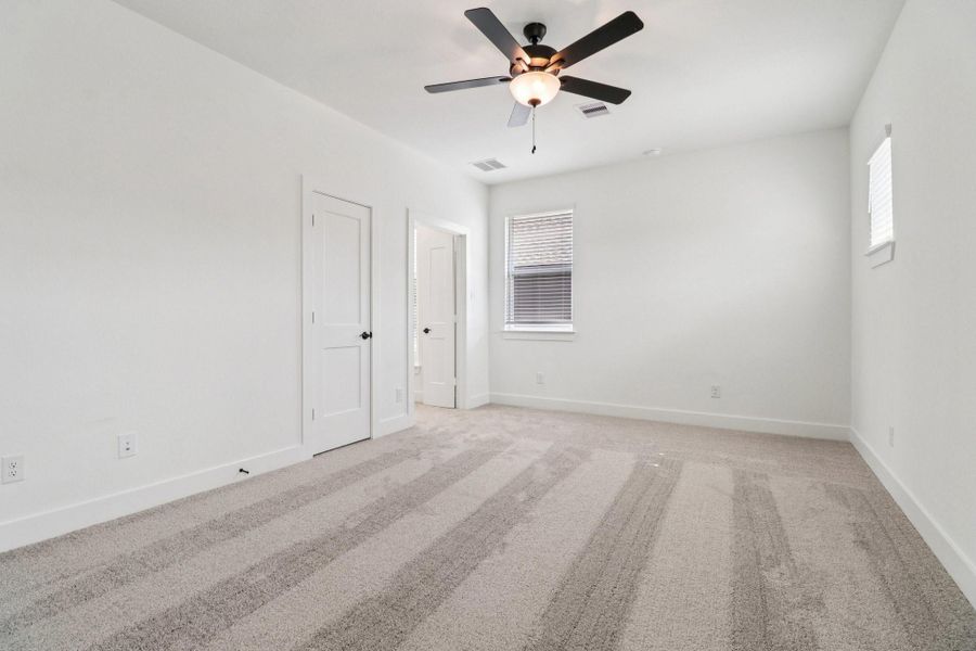 Spacious, unfurnished interior of a new home in The Highlands, Porter (Image 43).