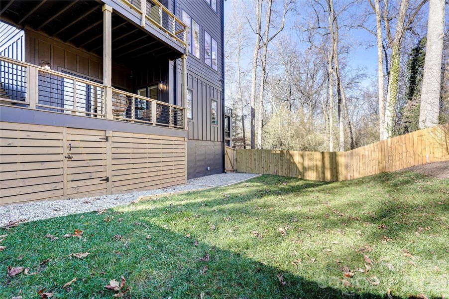 Exterior details and patio area of a home in , Charlotte (Image 28).