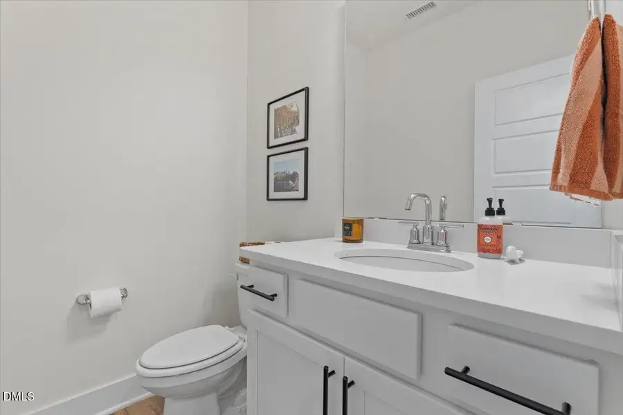 08-2117 Seneca Dr