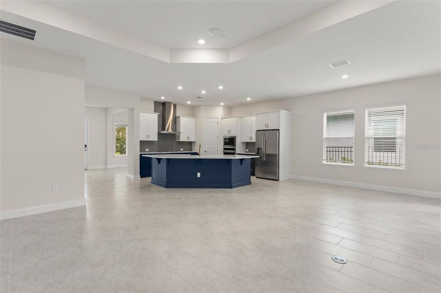 Furnished interior view inside a new home in , Orlando (Image 13).