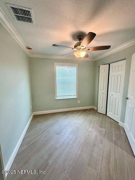 Spacious, unfurnished interior of a new home in , Jacksonville (Image 30).