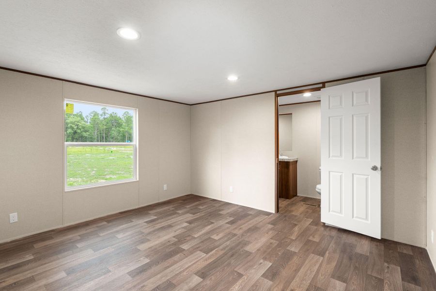 Spacious, unfurnished interior of a new home in , Dorchester (Image 19).