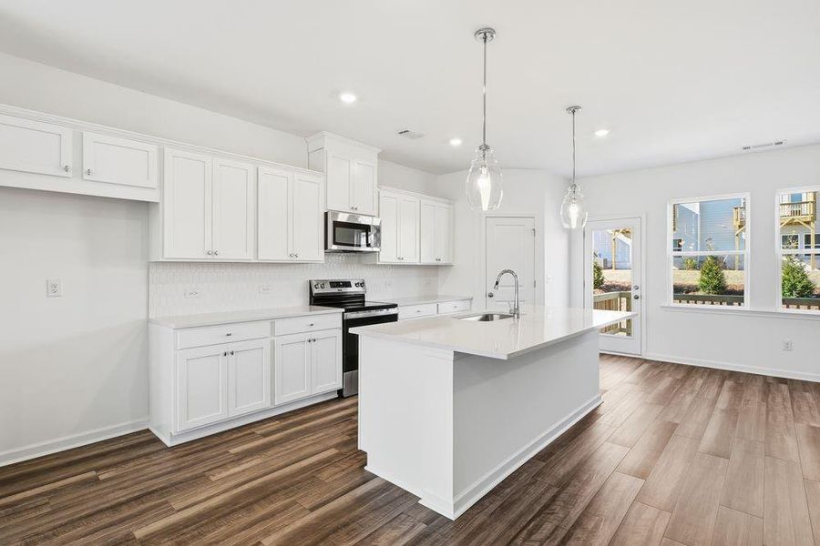 Furnished interior view inside a new home in Auburn Glen, Dacula (Image 10).