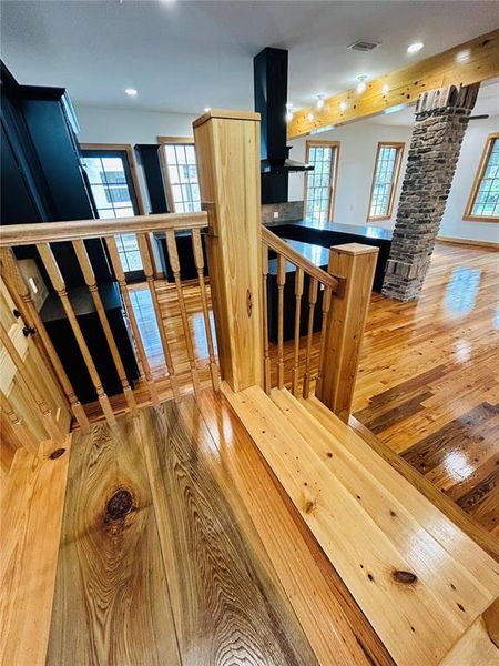 Image 53 of a home in .