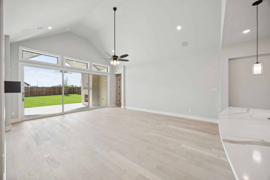 Spacious, unfurnished interior of a new home in Trinity Falls, McKinney (Image 27). Spacious, unfurnished interior of a new home in Trinity Falls, McKinney (Image 27).