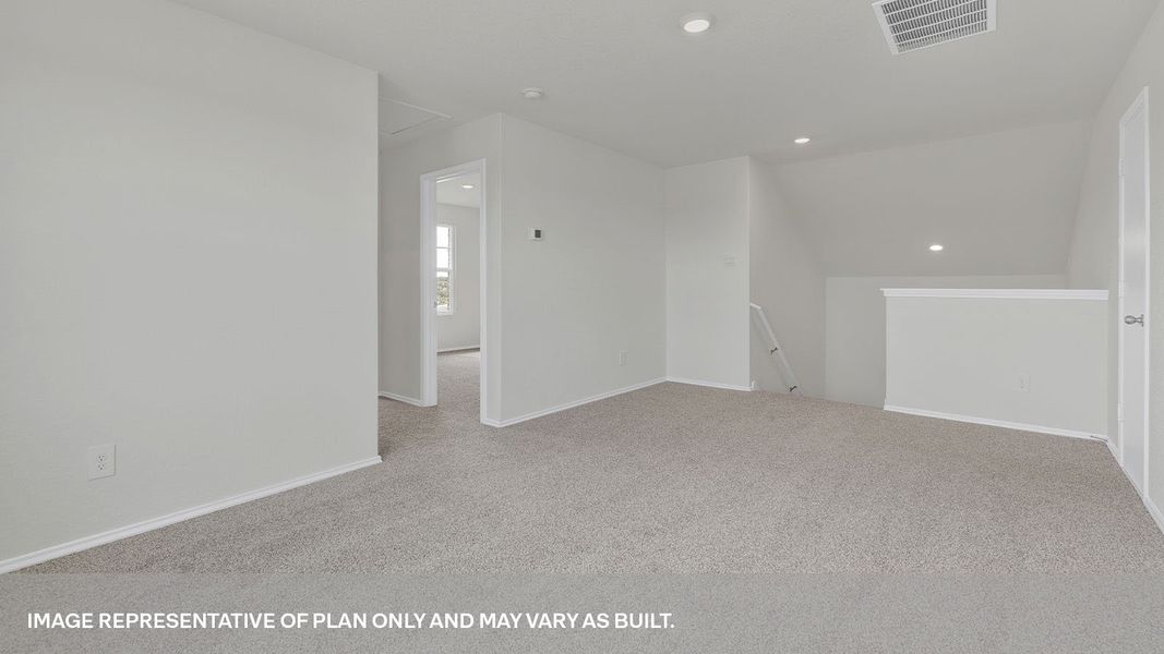 Representative unfurnished interior of a home built from the The Midland by D.R. Horton in Arroyo Ranch, Seguin (Image 21).