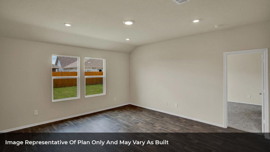 Spacious, unfurnished interior of a new home in Bar W Ranch, Leander (Image 24).