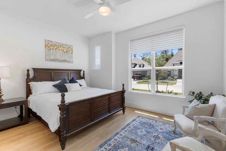 The bright guest suite is designed to make visitors feel right at home!