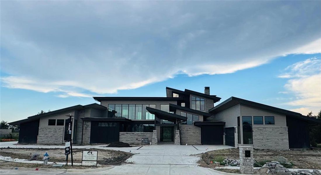 Image 13 of a home in . Image 13 of a home in .