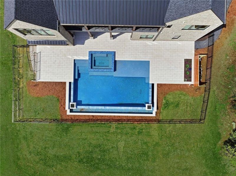 Image 90 of a home in .