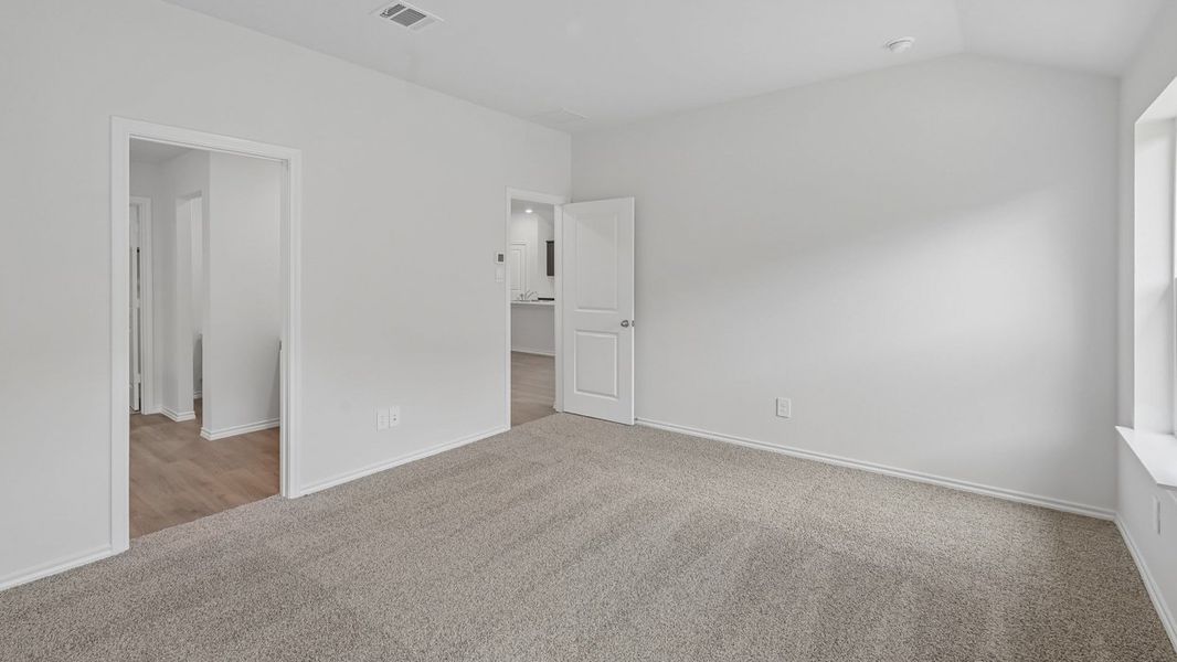 Spacious, unfurnished interior of a new home in Sweetwater Springs, Sherman (Image 8). Spacious, unfurnished interior of a new home in Sweetwater Springs, Sherman (Image 8).
