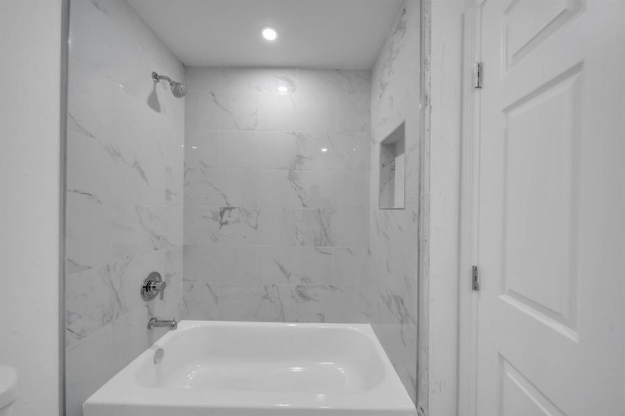 Image 28 of a home in .