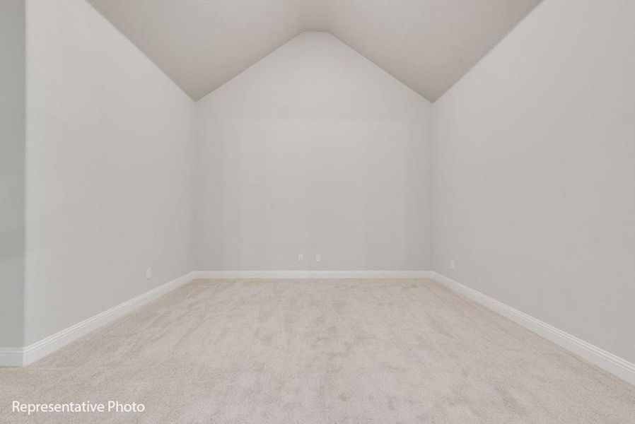 Representative unfurnished interior of a home built from the Grand Falls by Grand Homes in Dominion of Pleasant Valley, Wylie (Image 18).
