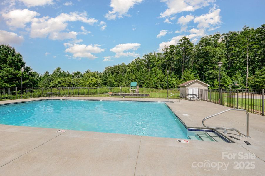 Image 38 of a home in .