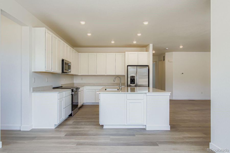 Image 10 of a home in Ken-Caryl Ranch: The Monarch Collection. Image 10 of a home in Ken-Caryl Ranch: The Monarch Collection.