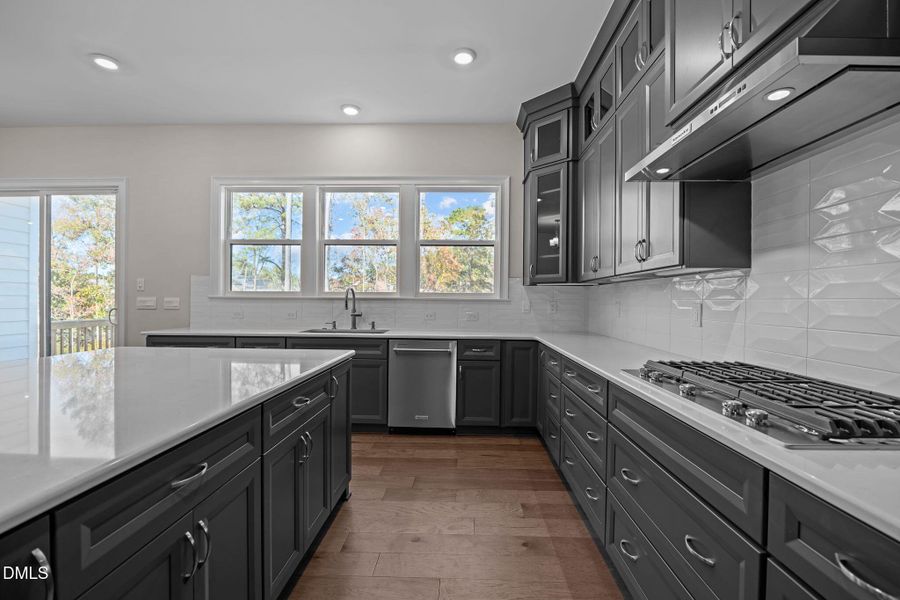 23-web-or-mls-2N6A2973