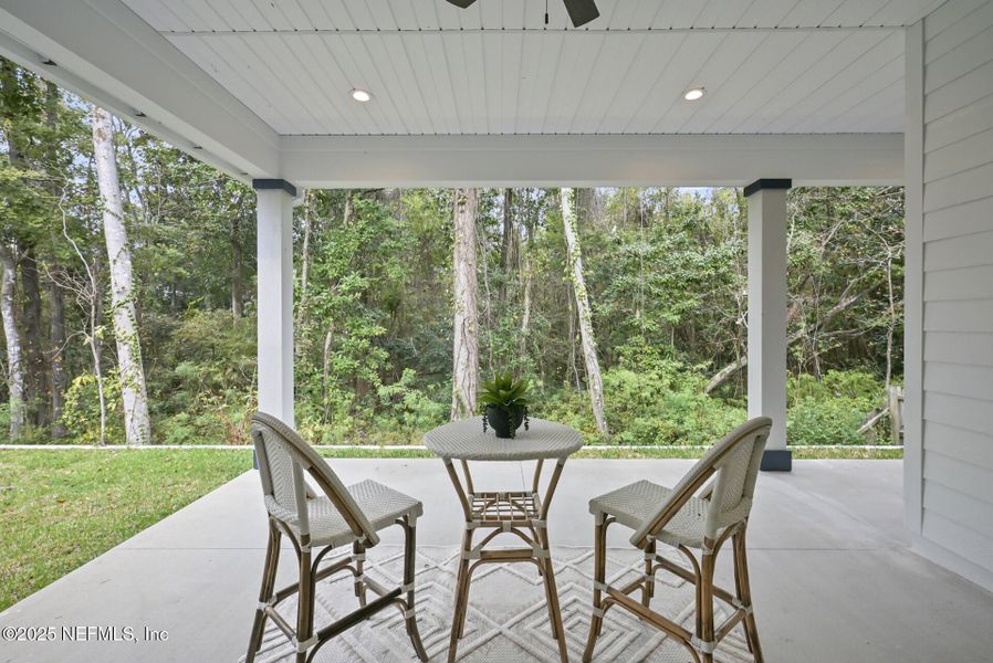 Exterior details and patio area of a home in , Jacksonville (Image 41).