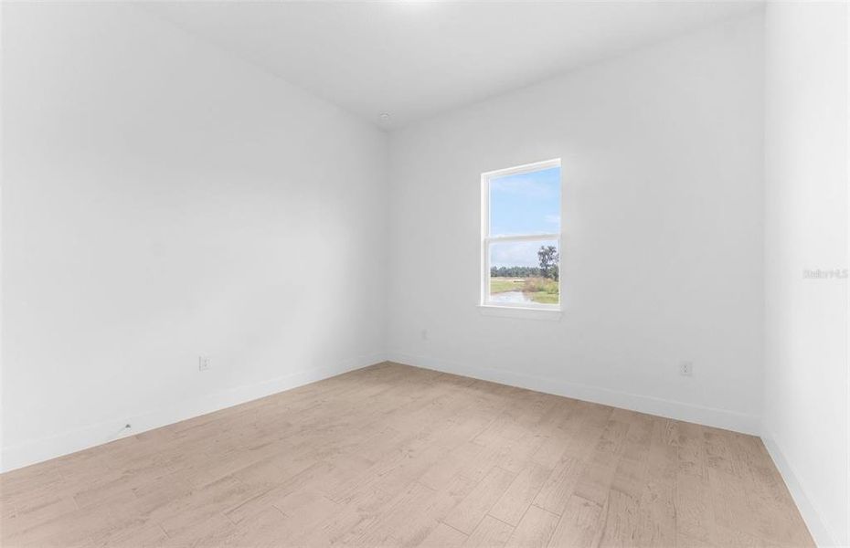 Spacious, unfurnished interior of a new home in , Wesley Chapel (Image 15).