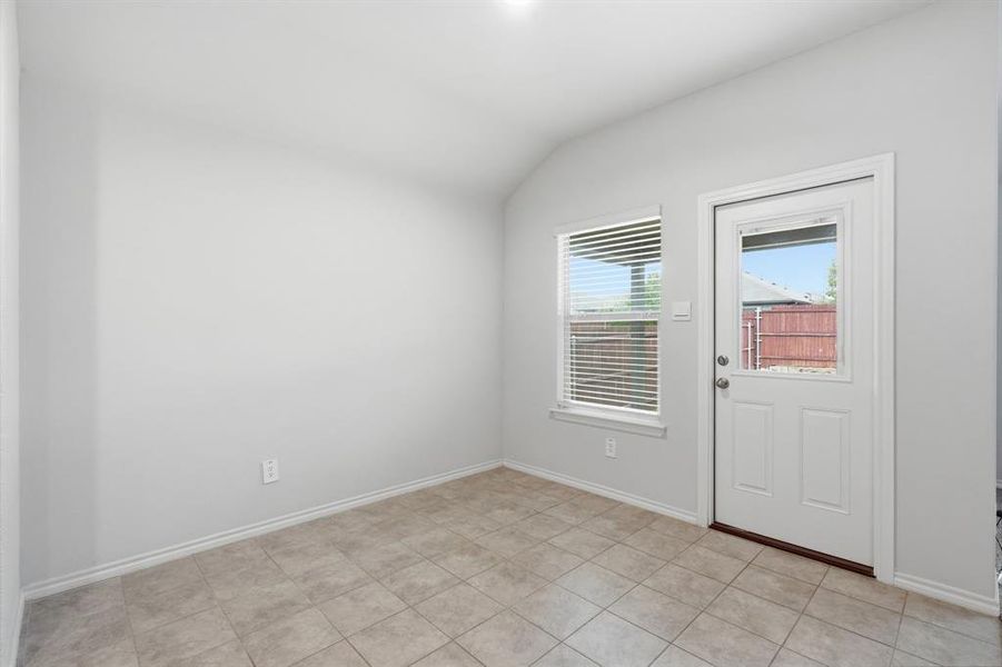 Spacious, unfurnished interior of a new home in , Fort Worth (Image 27).