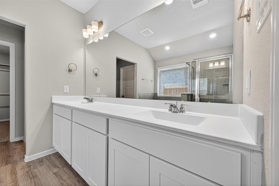 Furnished interior view inside a new home in Cypress Green, Hockley (Image 14). Furnished interior view inside a new home in Cypress Green, Hockley (Image 14).