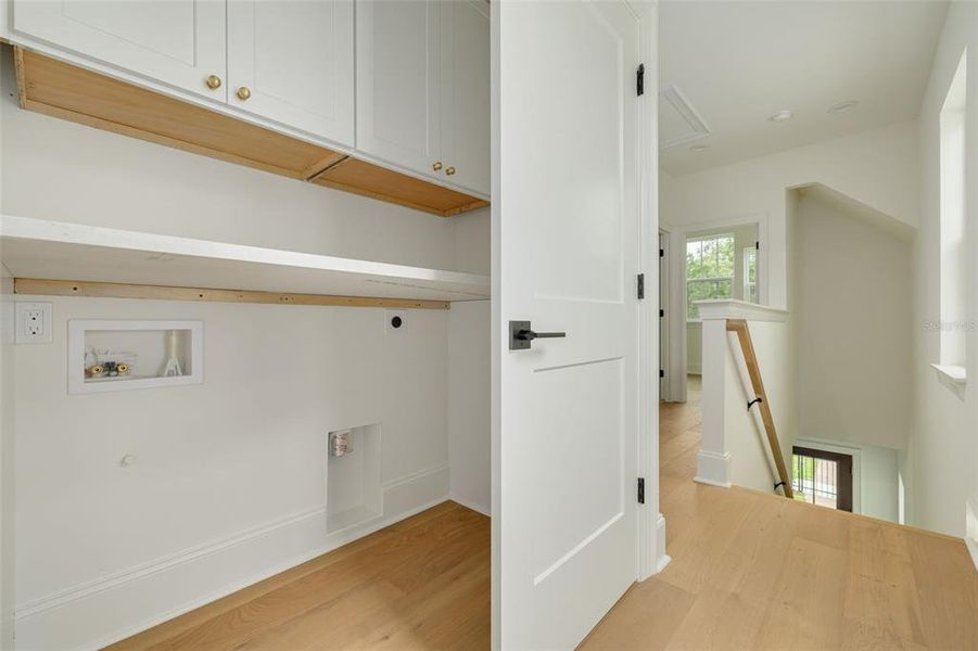 Spacious, unfurnished interior of a new home in , St. Petersburg (Image 21).