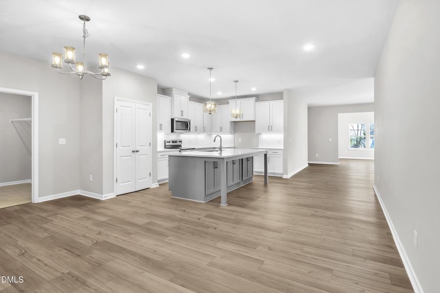 P_CST_RR_Somerset_INT_DIN_KIT_Elevation P_CST_RR_Somerset_INT_DIN_KIT_Elevation