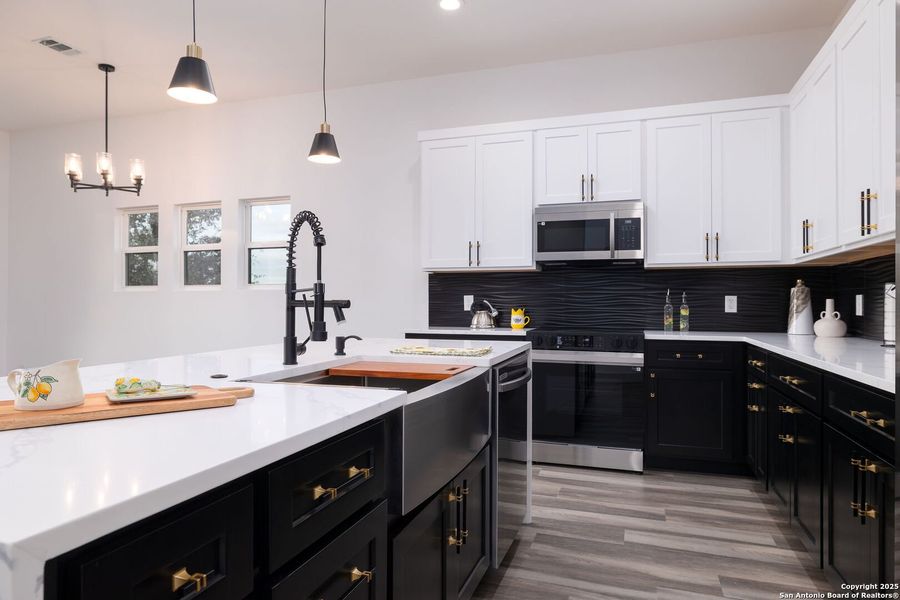 Furnished interior view inside a new home in , Fischer (Image 9).