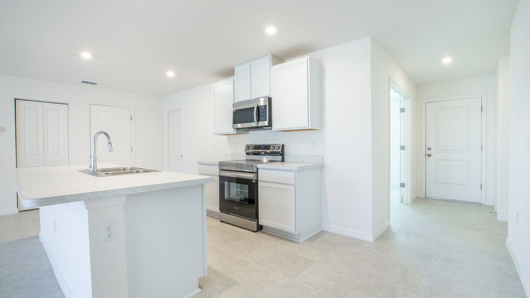 Representative furnished interior of a home built from the Iris by Maronda Homes in Coastal Communities, Edgewater (Image 30).