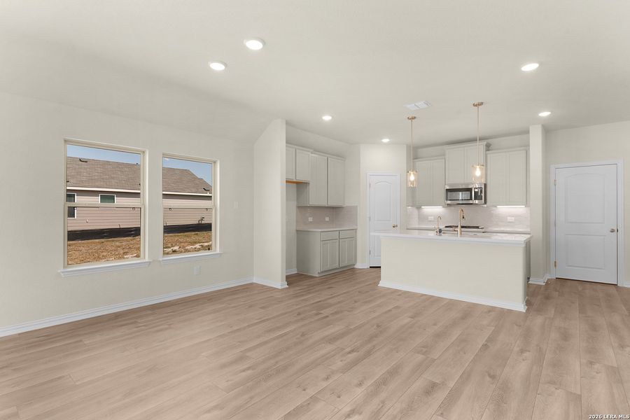 Spacious, unfurnished interior of a new home in Prairie Green, Converse (Image 24).