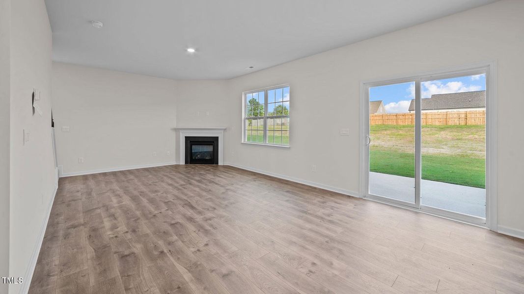 1121 Middlecrest Drive 1121 Middlecrest Drive