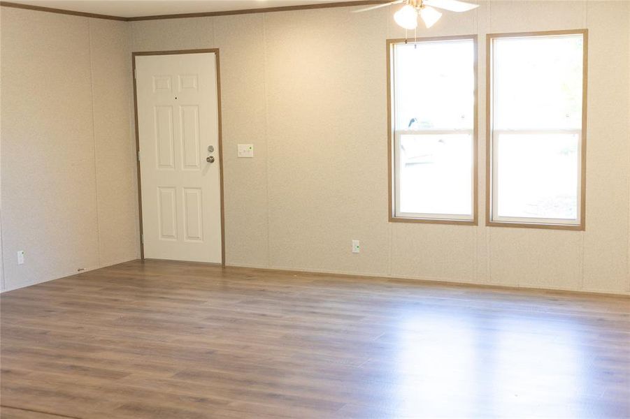 Spacious, unfurnished interior of a new home in , Hawley (Image 10).
