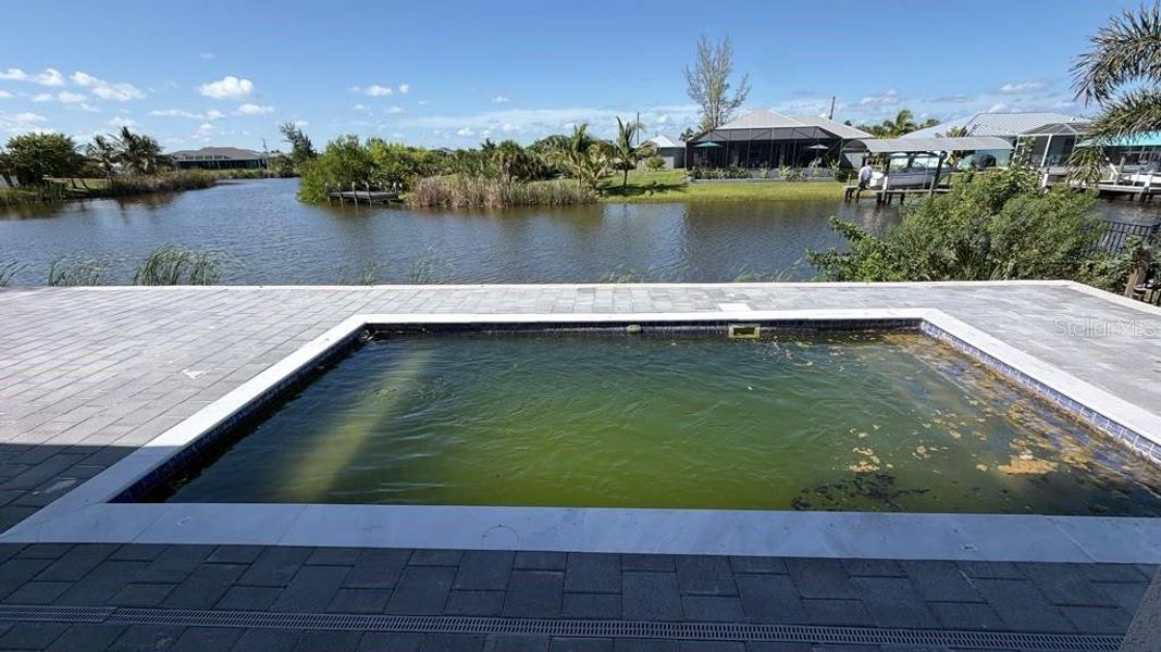 Community amenities in , Port Charlotte (Image 33). Community amenities in , Port Charlotte (Image 33).
